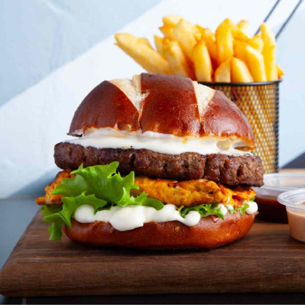 Rolling Smoke delicious burger and fries in Clydebank.